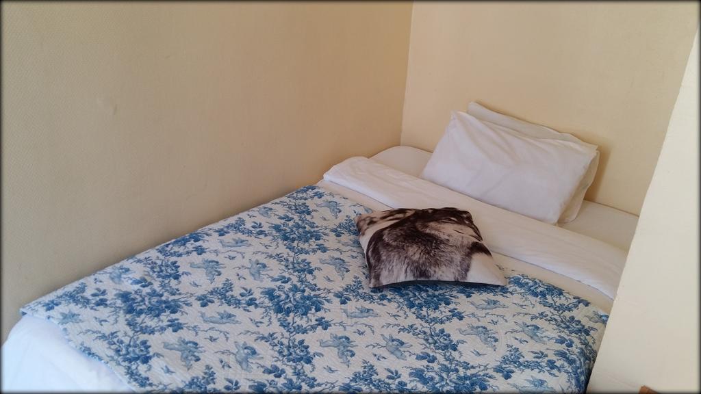 Hôtel du Métro Paris Chambre photo
