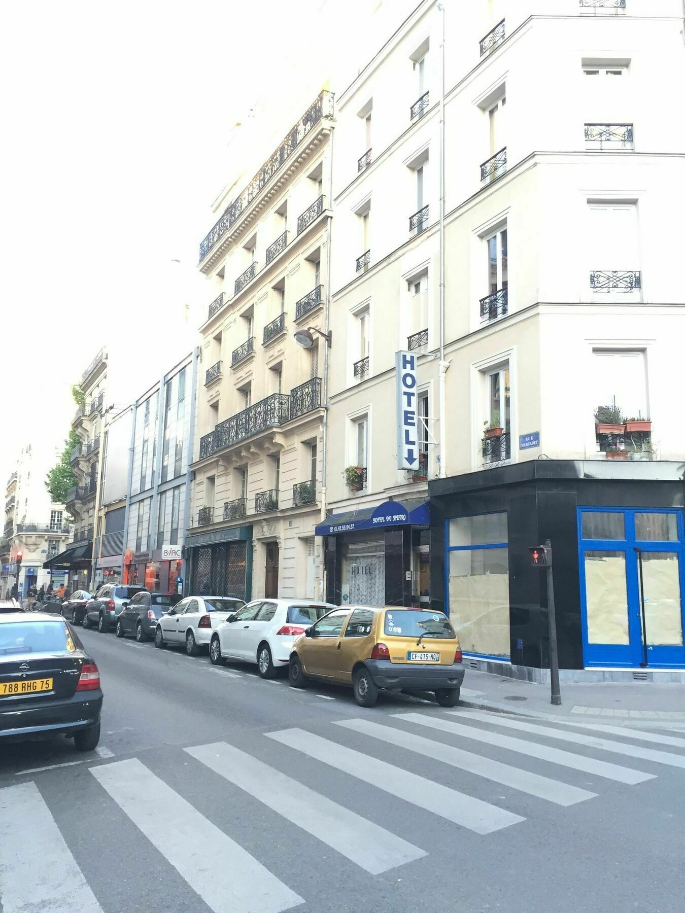 Hôtel du Métro Paris Extérieur photo